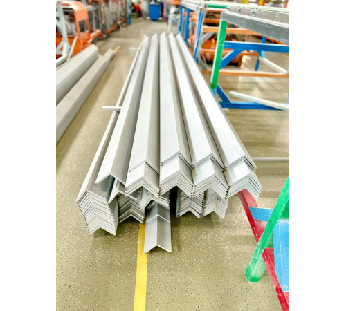 Уголок композитный стеклопластиковый 75x75x6 купить в Солигорске  